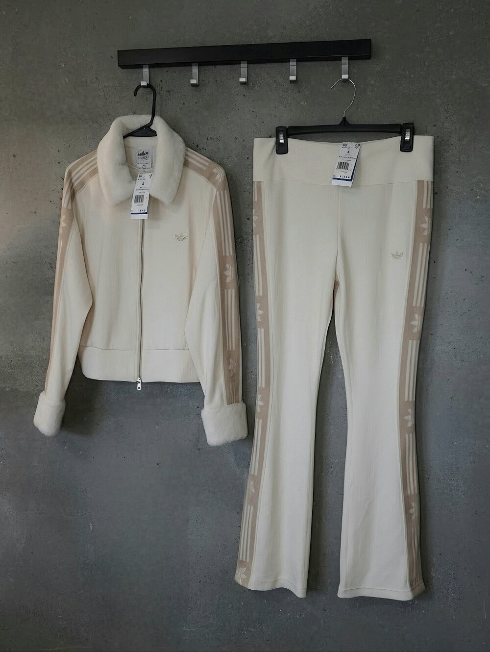 NWT Adidas Originals Ski Chic Rib Track Jacket & Flared Leggings | L - Picture 5 of 5